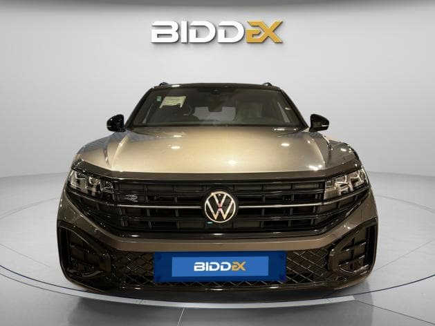 فولكس فاجن توريج 2025 ار لاين رمادي أوتوماتيك — جديدة - 1