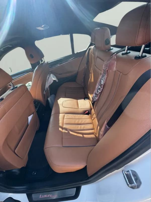 BMW 520i 2018 Luxury White Automatic — Used