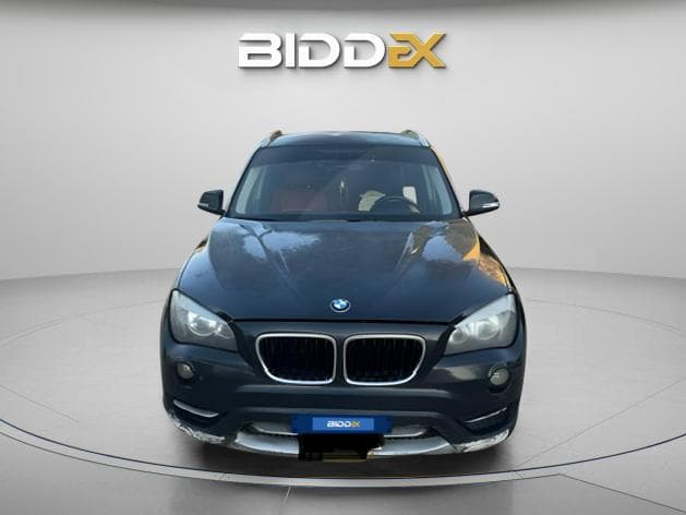 بي ام دبليو X1 2013