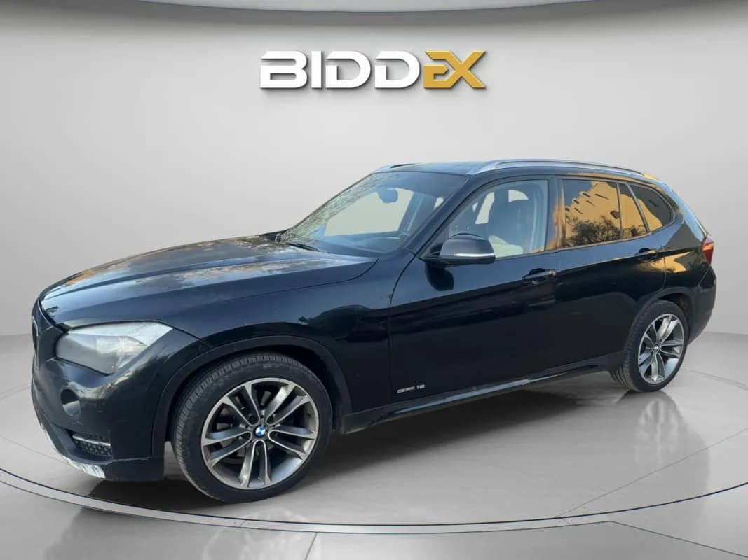 بي ام دبليو X1 2013