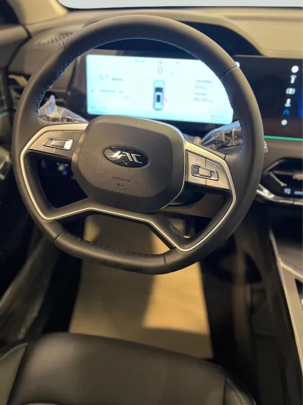 جاك جا اس برو 8 2026 ليمتيد أبيض أوتوماتيك — جديدة