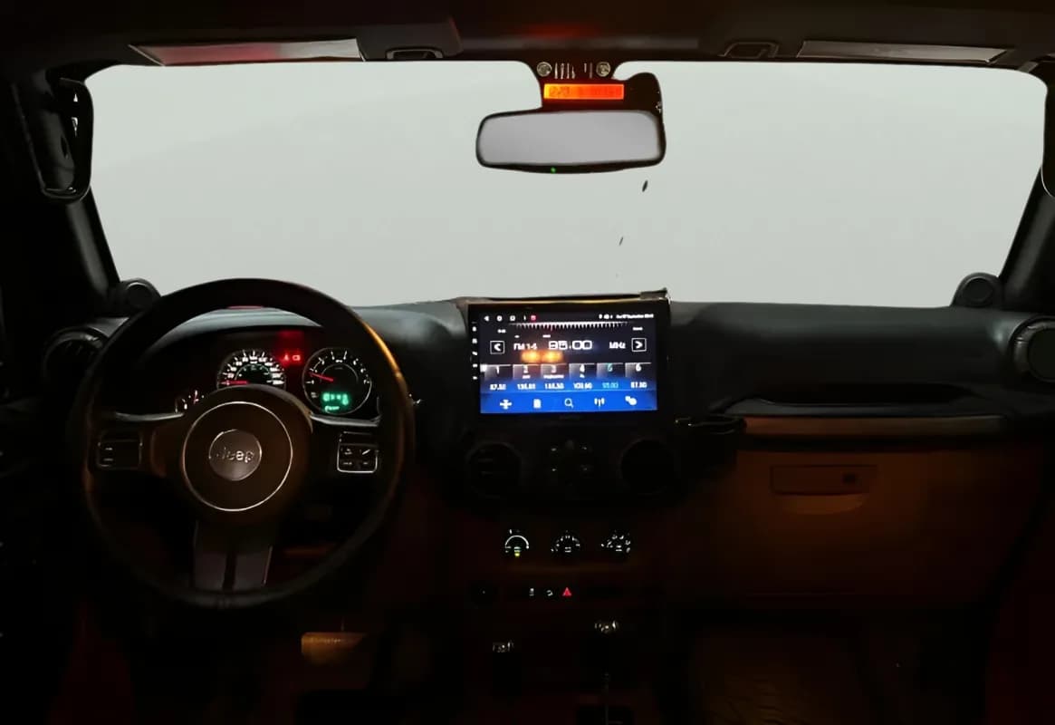 جيب رانجلر 2013