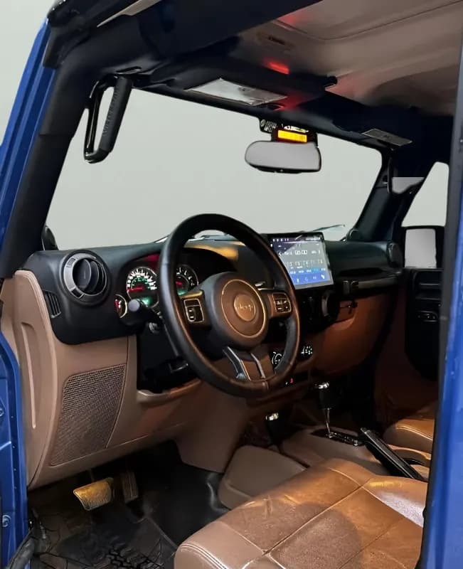 جيب رانجلر 2013