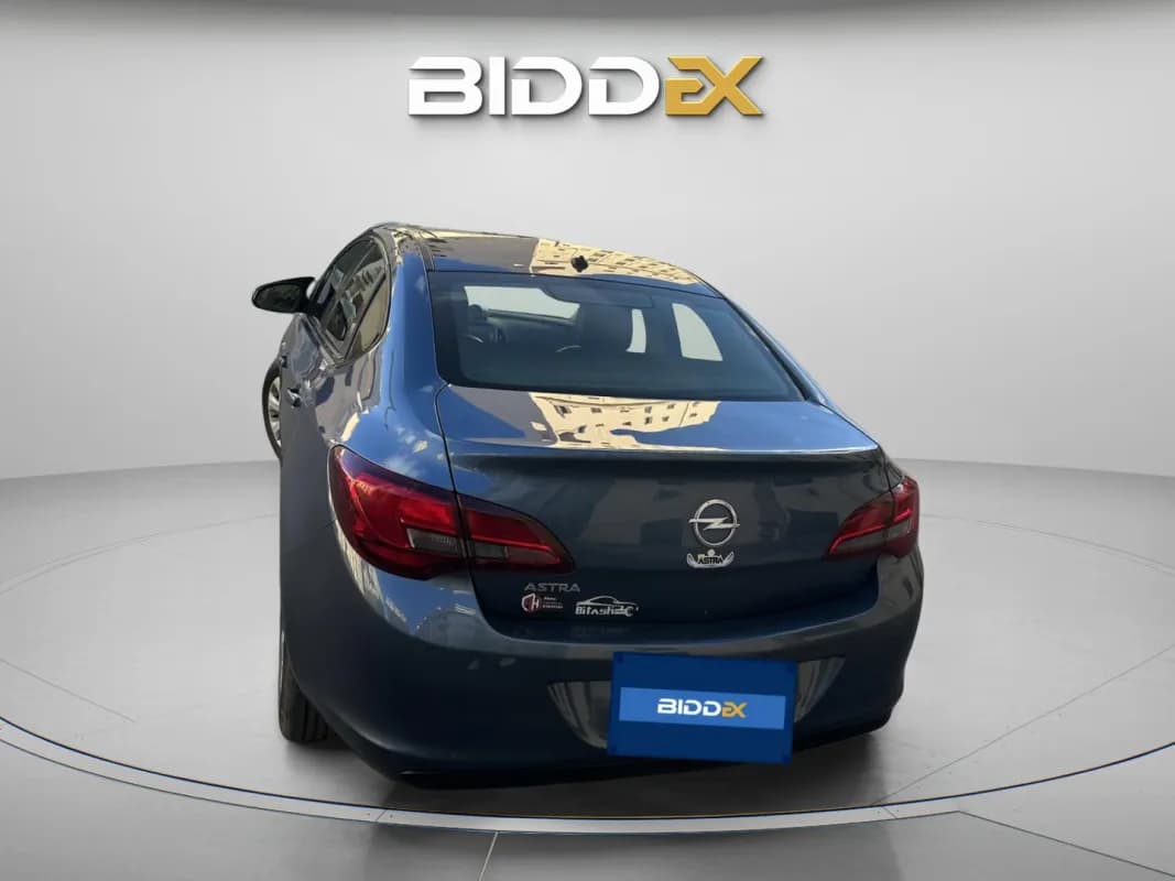 أوبل استرا 2017