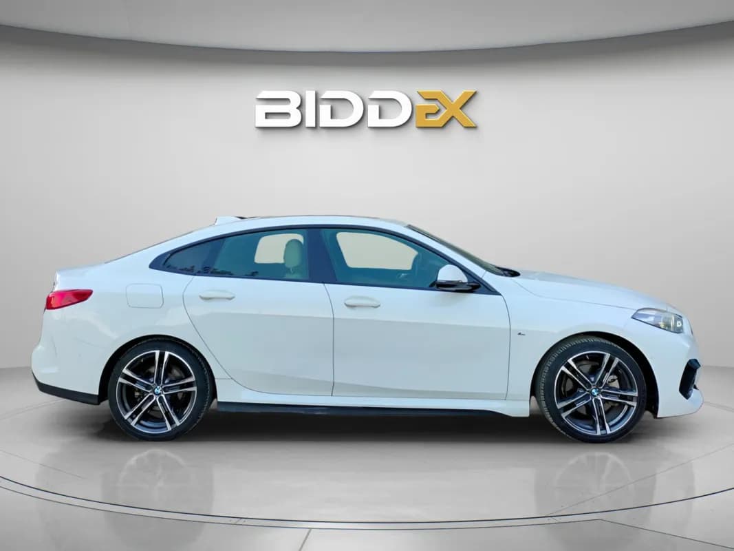 بي ام دبليو 218 2021