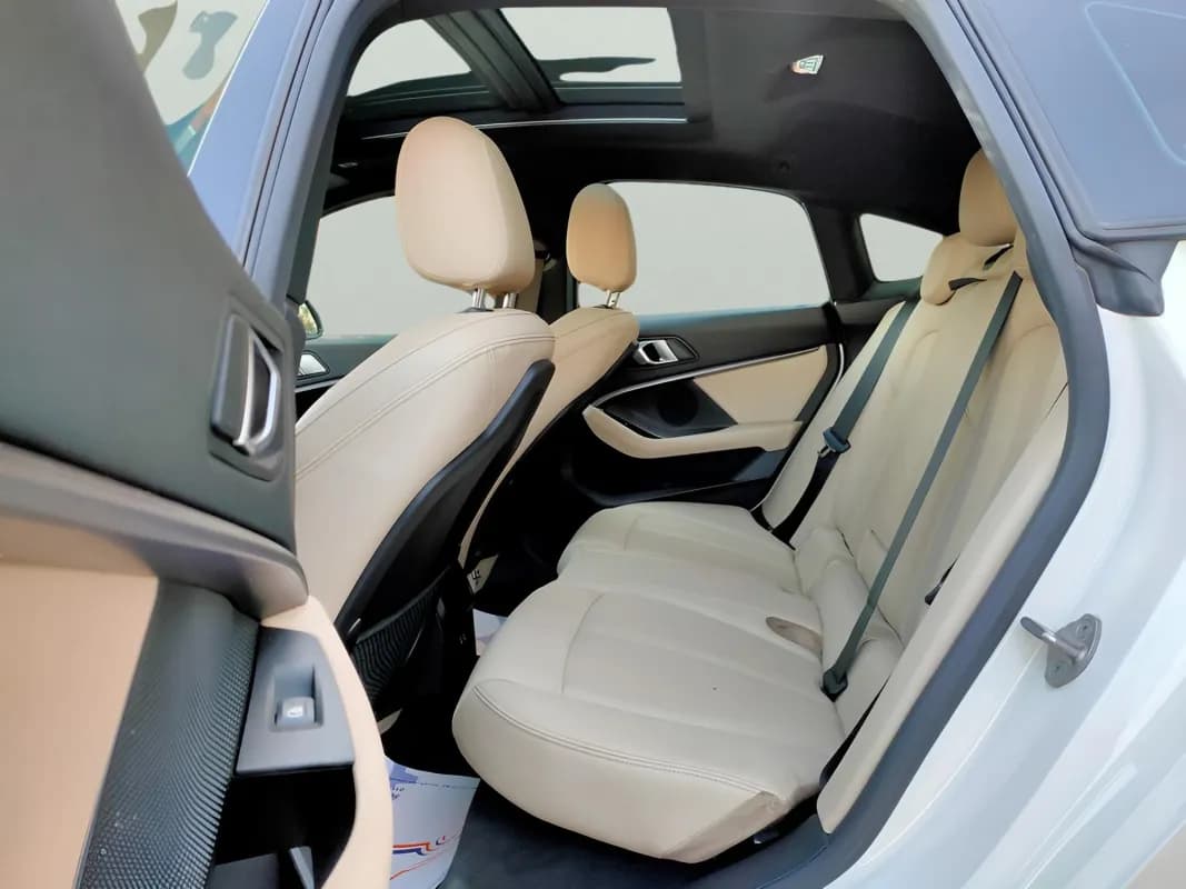 بي ام دبليو 218 2021