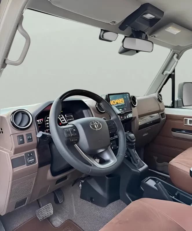 تويوتا لاند كروزر 2025