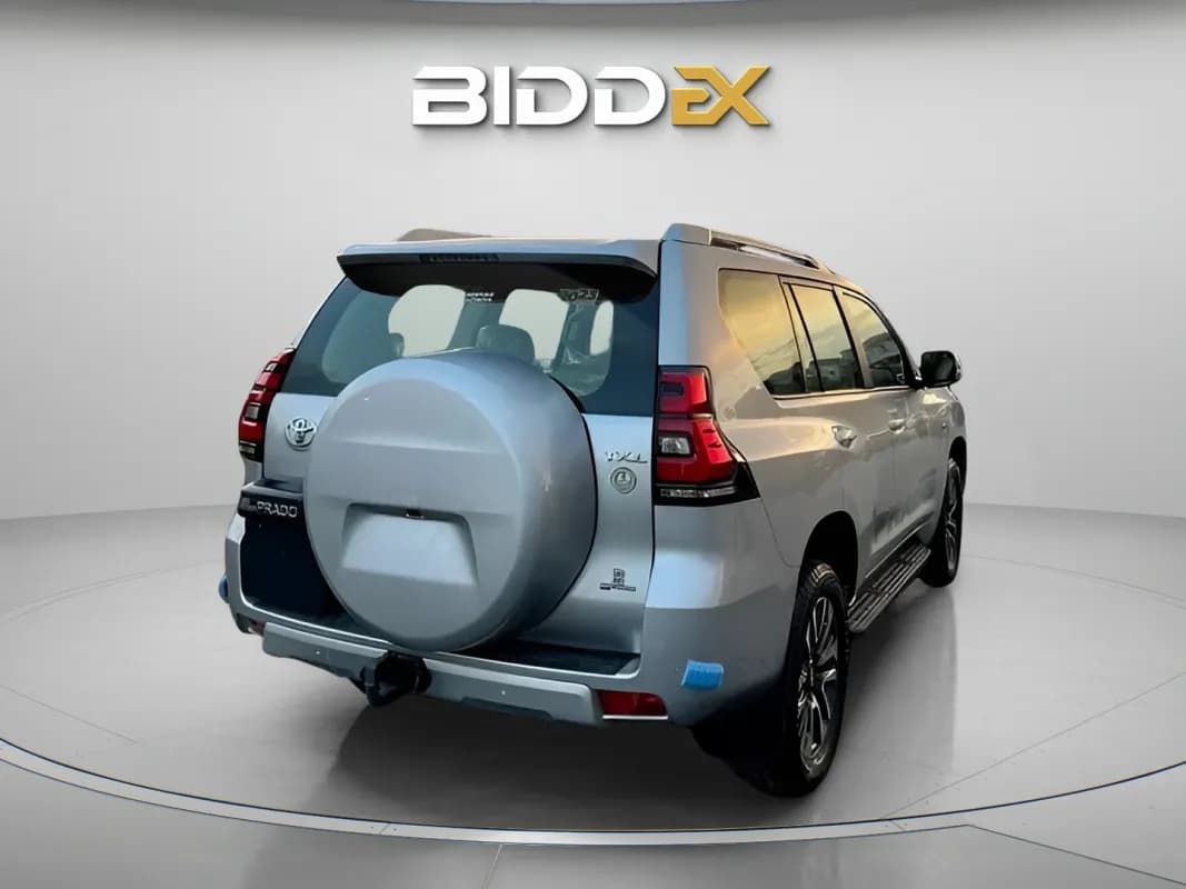 تويوتا برادو 2024