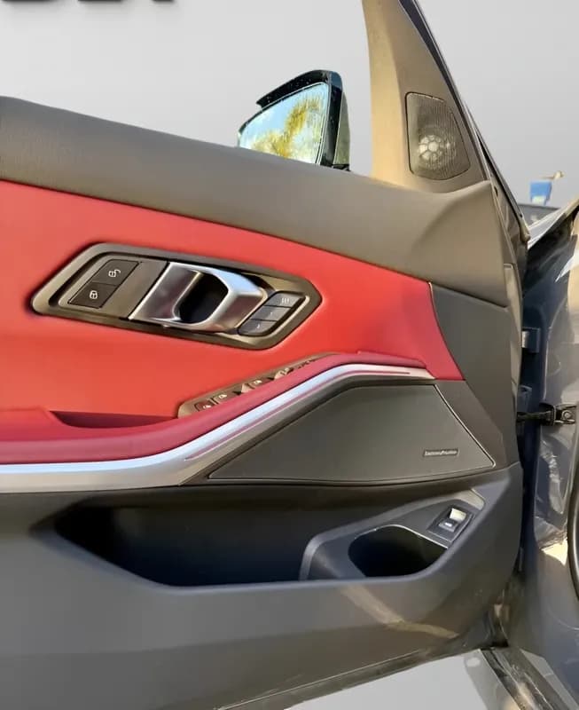 بي ام دبليو 330 I 2024