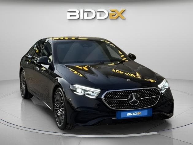 مرسيدس بنز E200 2024 كونفيرتابل هيفي لوديد أسود أوتوماتيك — مستعملة - 1