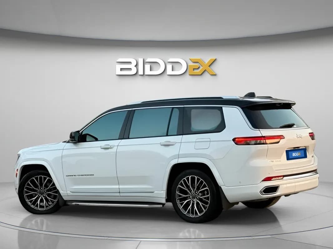 جيب شيروكي 2023