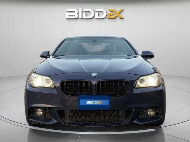 بي ام دبليو 520i 2017