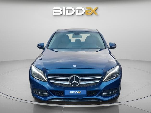 Mercedes-Benz C180 2015 avant garde Blue Automatic — Used - 1