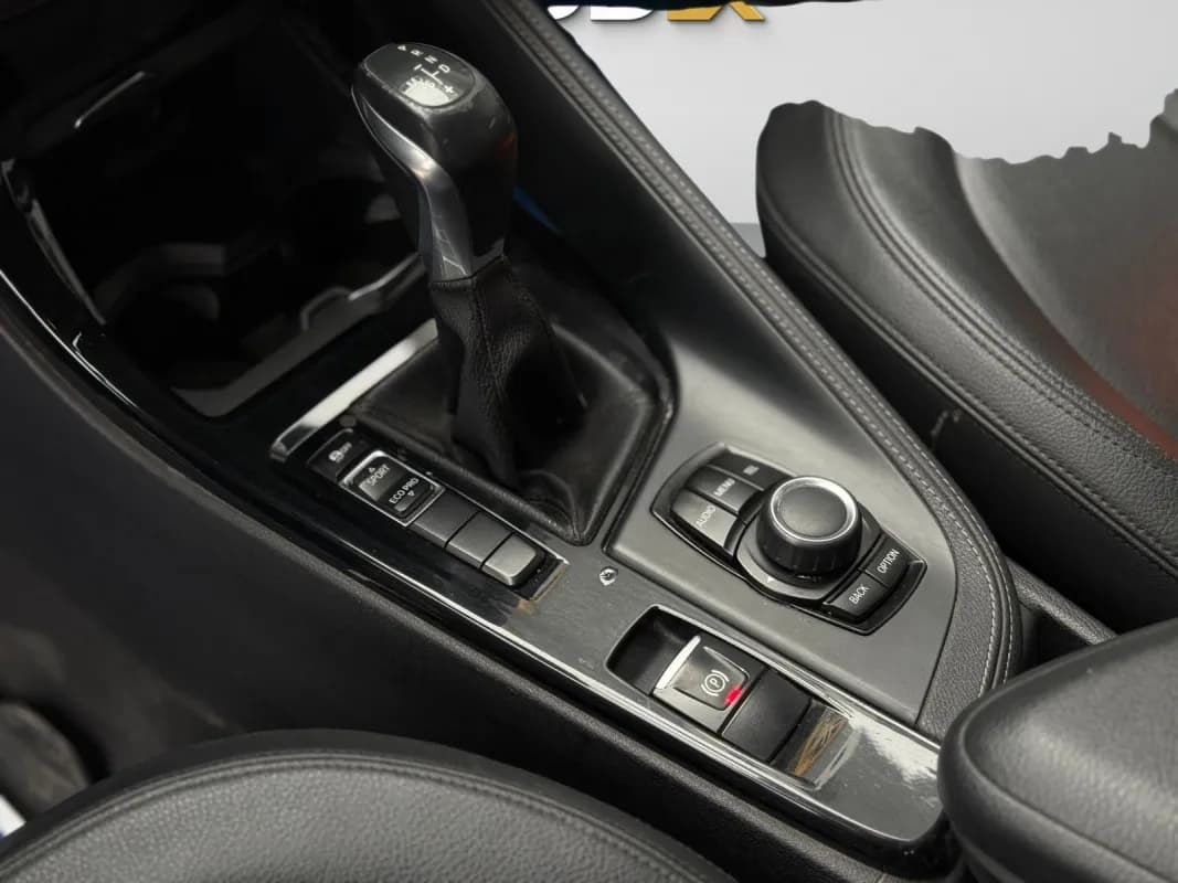 بي ام دبليو X1 2017