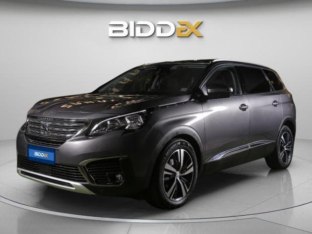 Peugeot 5008 2020 GT-Line Gray Automatic — Used - 1