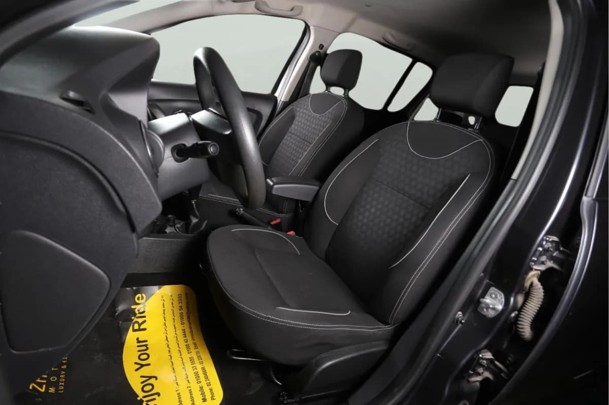 رينو سانديرو 2017