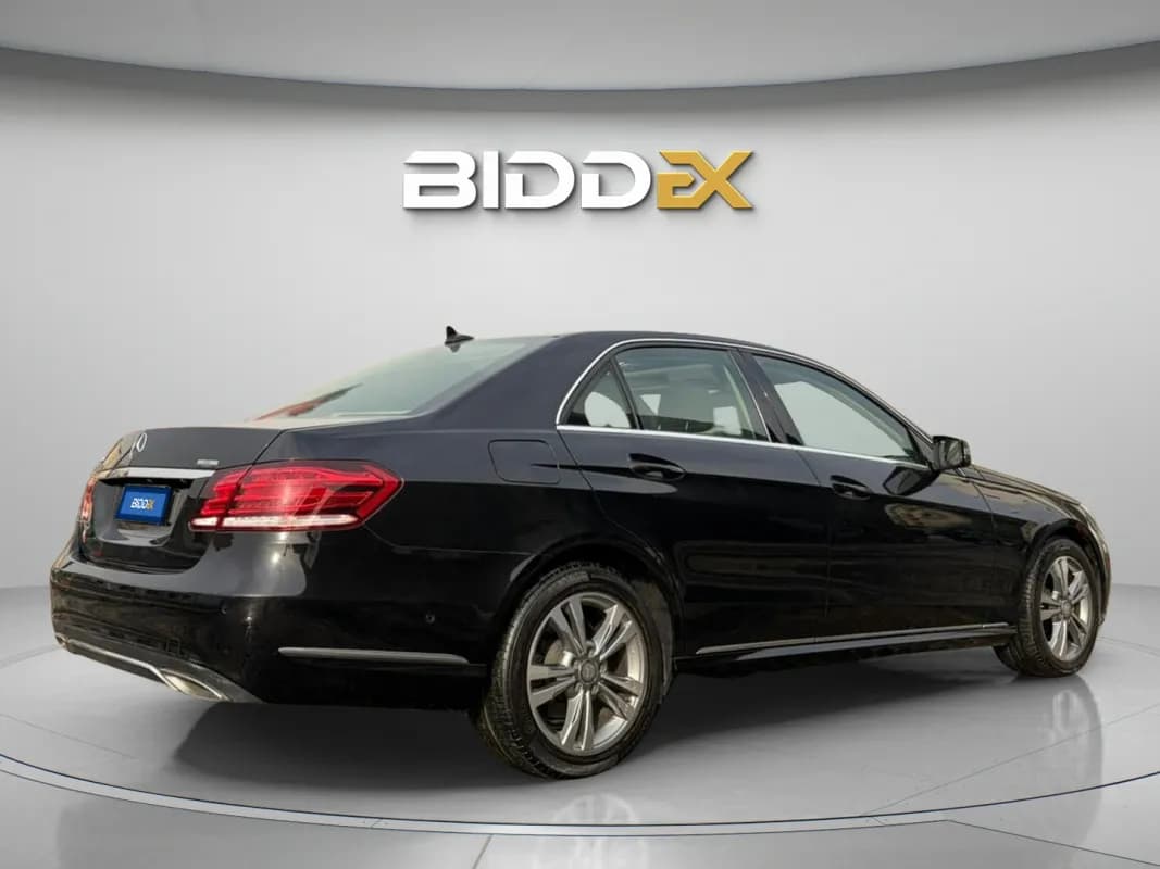 مرسيدس بنز E200 2015