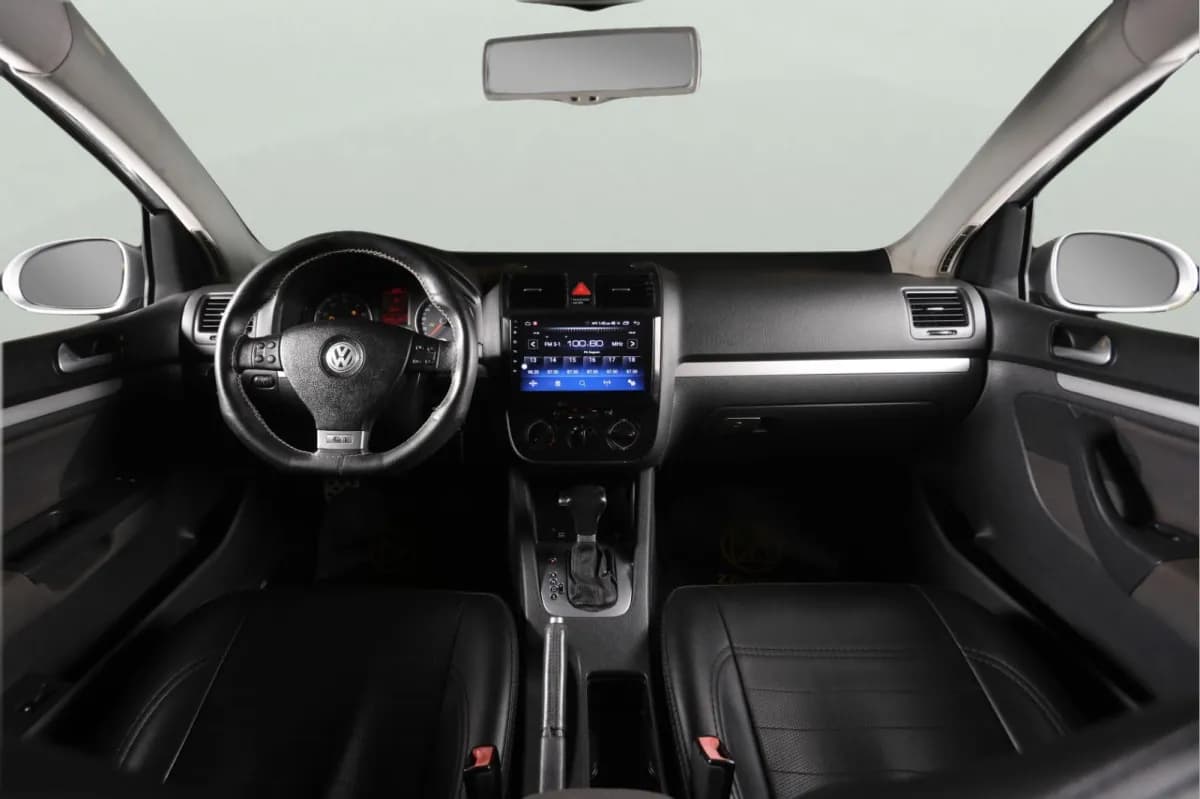 فولكس فاجن جولف 2008