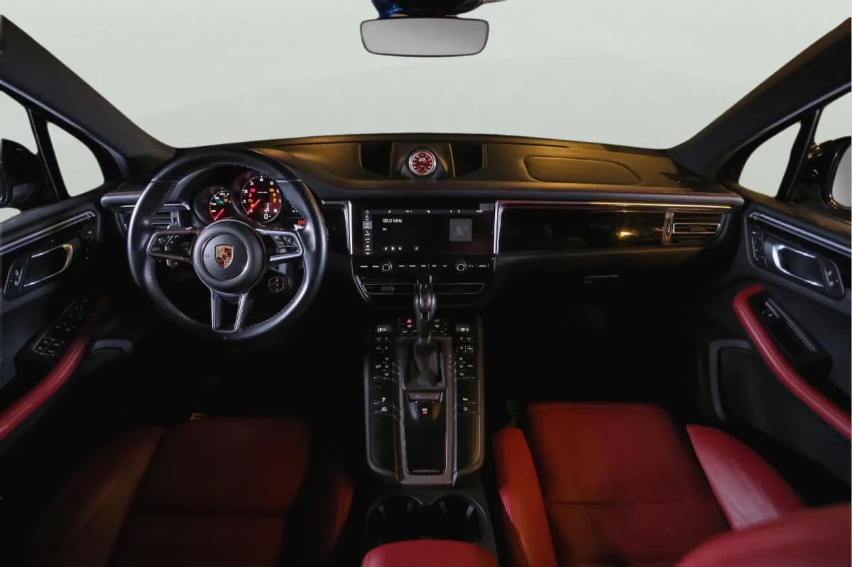 بورش ماكان 2021