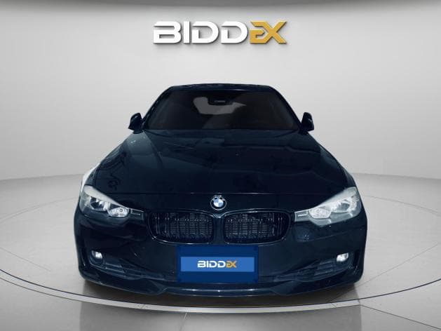 بي ام دبليو 220i 2014 سبورت أسود أوتوماتيك — مستعملة - 1
