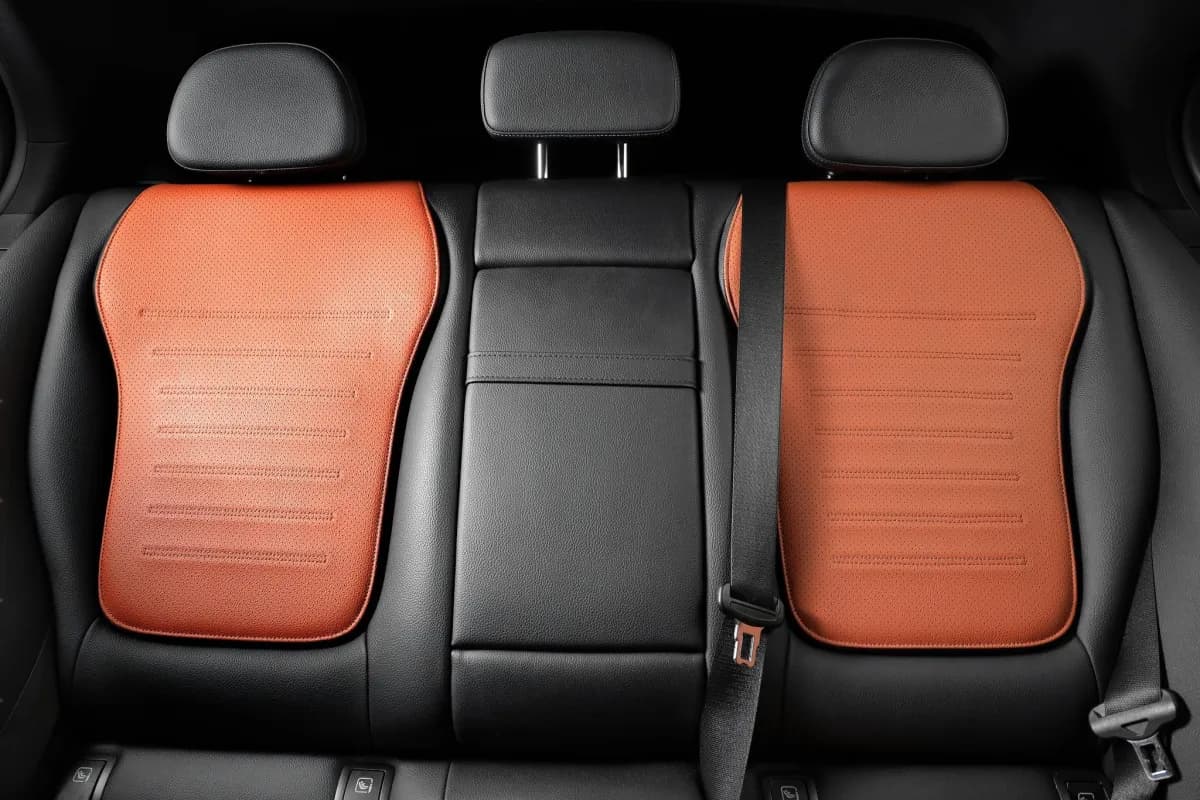 مرسيدس بنز C180 2023