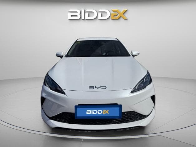 بي واي دي سيل 2025 بريميوم أبيض أوتوماتيك — جديدة - 1