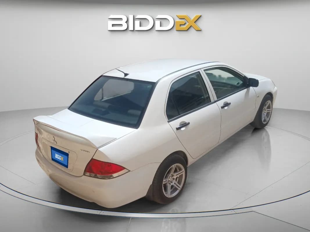 ميتسوبيشي لانسر 2012