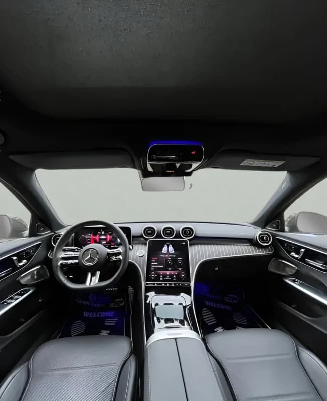 Mercedes-Benz C200 2024