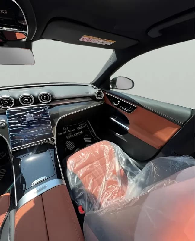 Mercedes-Benz C180 2025