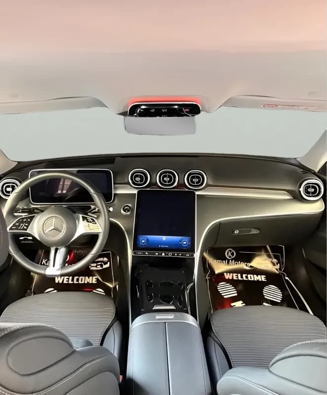 مرسيدس بنز C200 2024