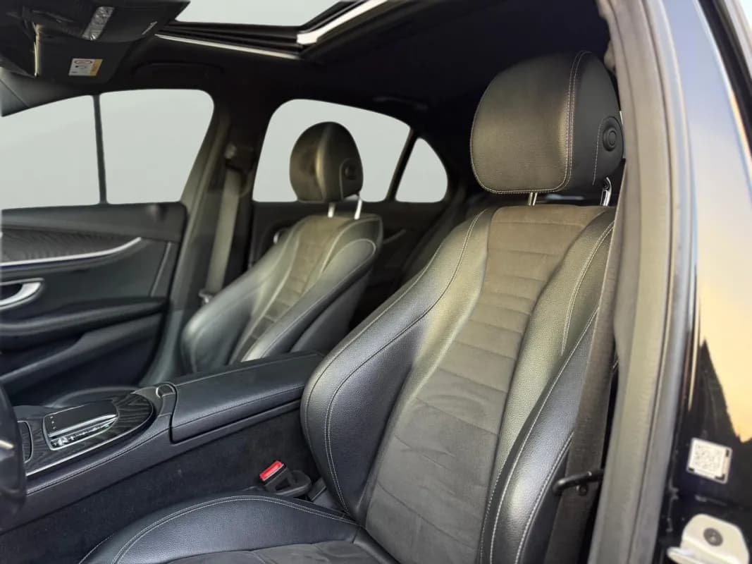 مرسيدس بنز E300 2021