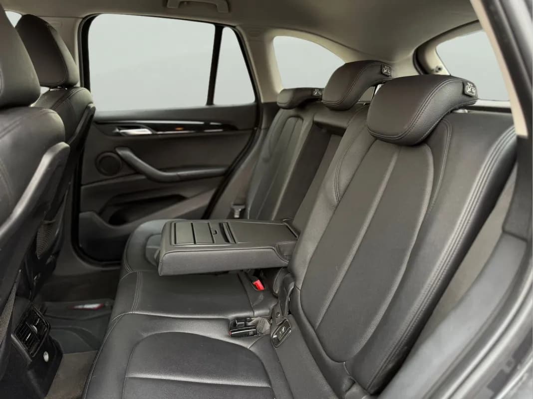 بي ام دبليو X1 2017