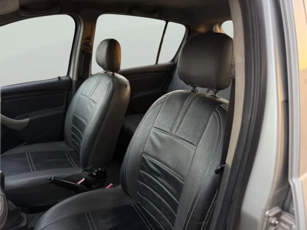 Renault Sandero 2014