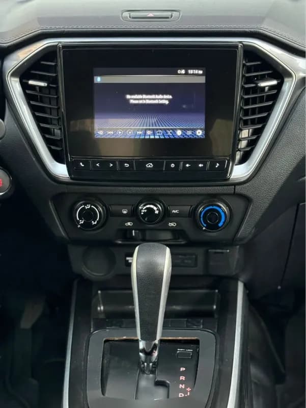 ايسوزو ام يو اكس 2024