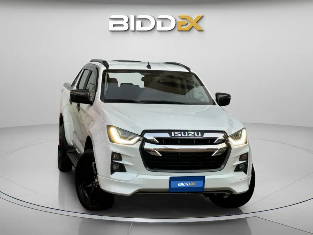 ايسوزو ام يو اكس 2024